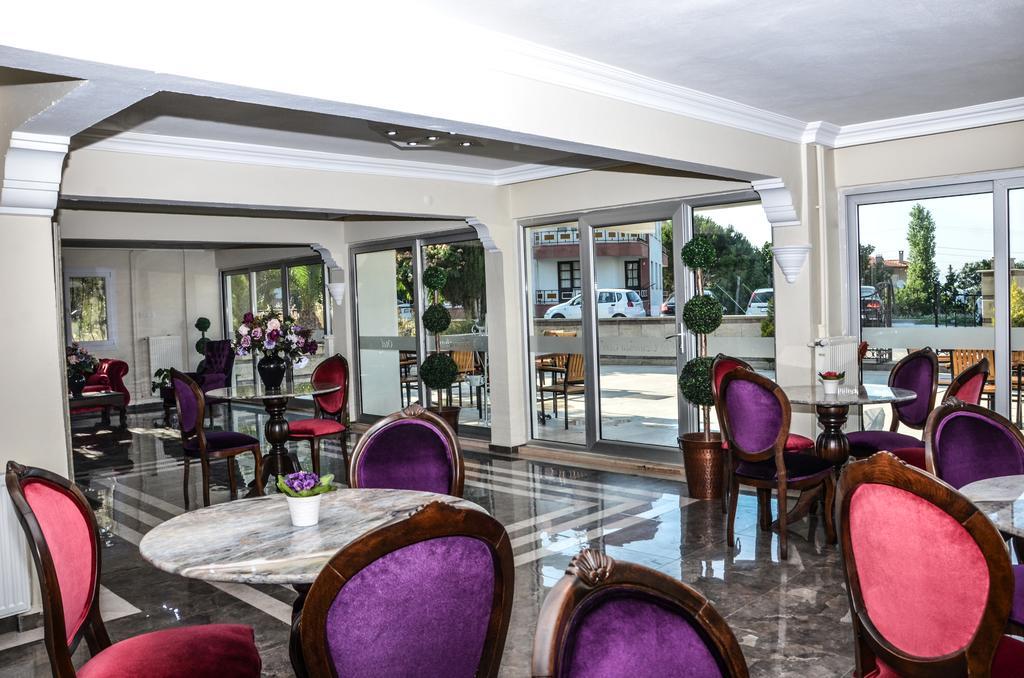 Uzunhan Hotel Ayvalik Exterior foto