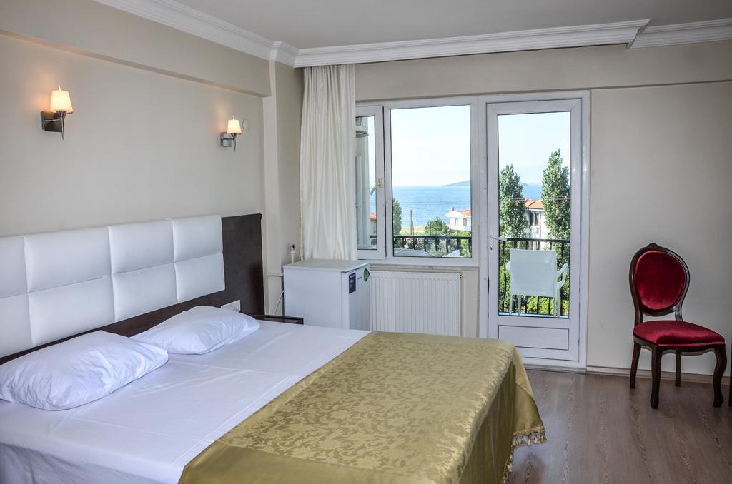 Uzunhan Hotel Ayvalik Exterior foto