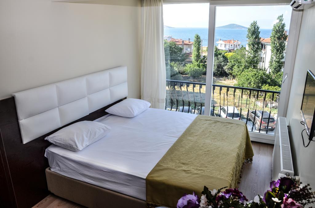 Uzunhan Hotel Ayvalik Quarto foto