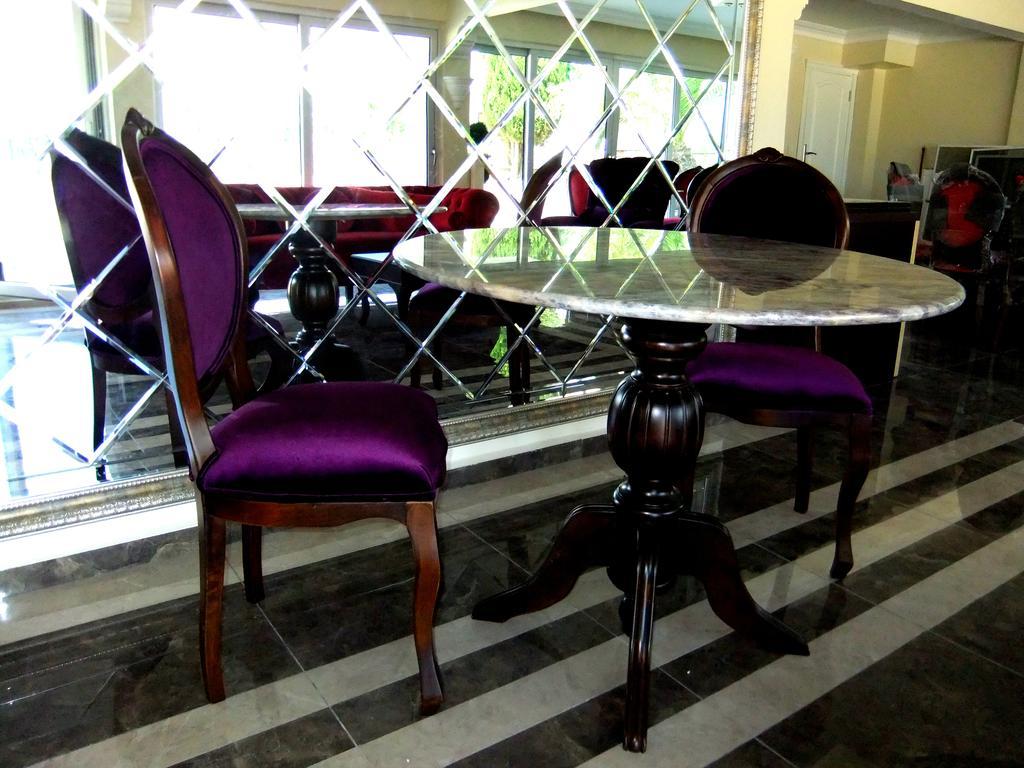 Uzunhan Hotel Ayvalik Exterior foto