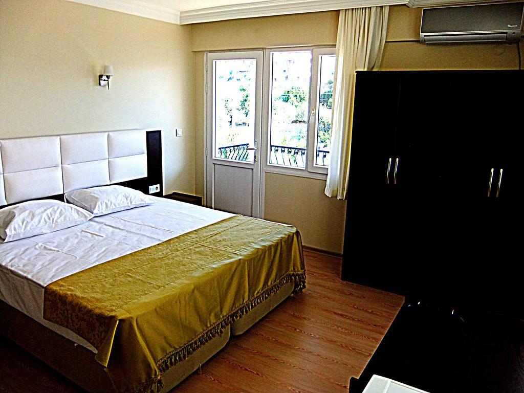 Uzunhan Hotel Ayvalik Exterior foto
