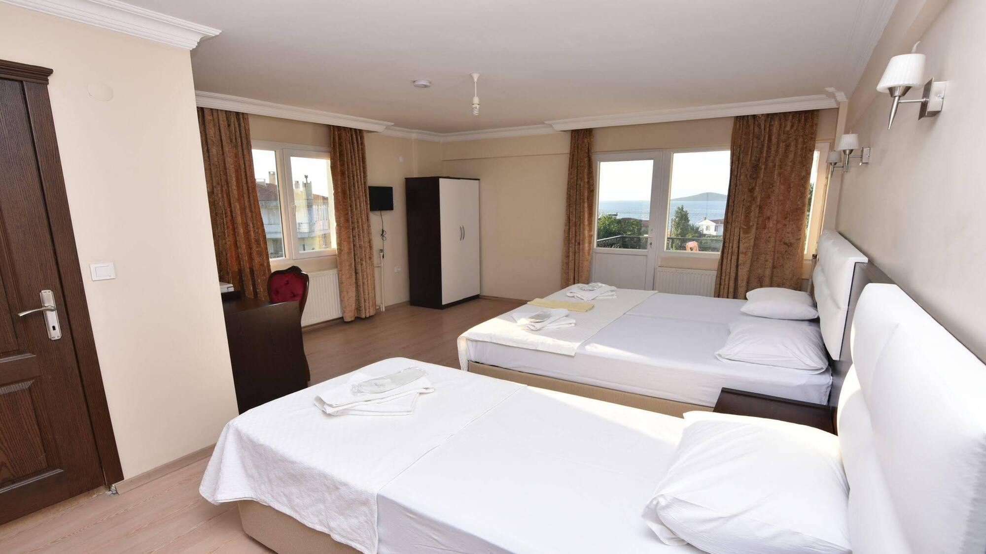 Uzunhan Hotel Ayvalik Exterior foto